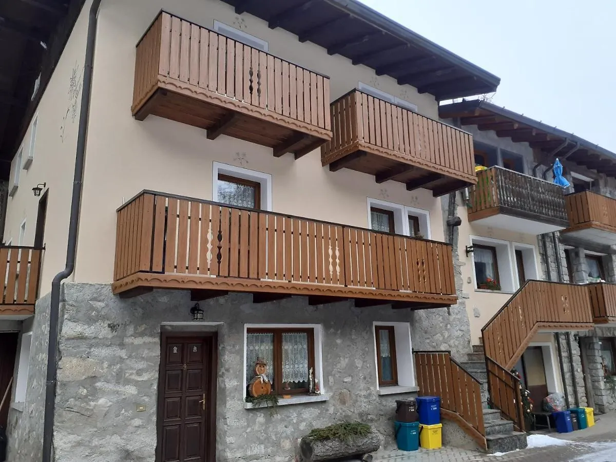 Apartman Soggiorno Vacanze Stella Alpina Temù Olaszország