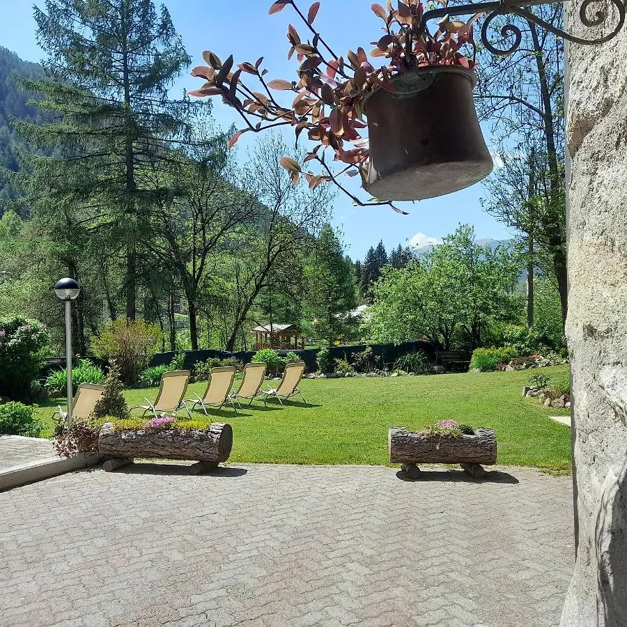 Soggiorno Vacanze Stella Alpina Temù Apartman